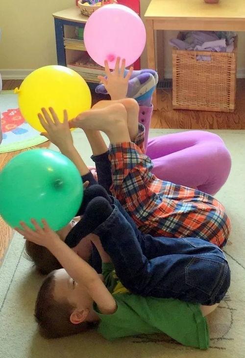 亲子搞笑爆料视频,亲子互动笑料百出，温馨爆笑视频集锦